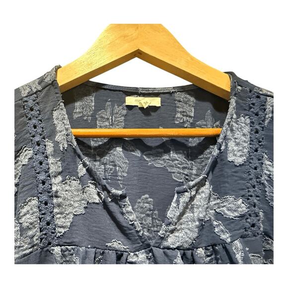 Maurices Blue Floral Peasant Top Size 3X Crochet Career Boho - Picture 4 of 12